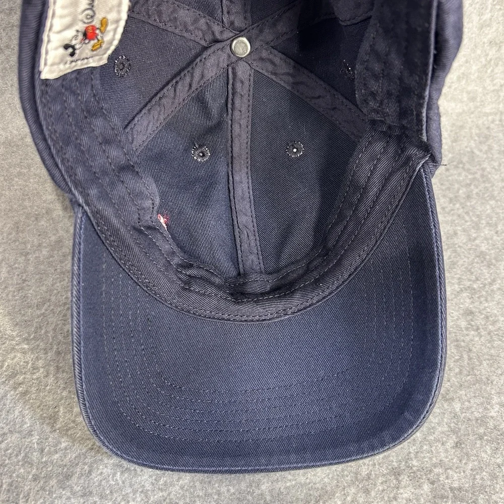 WALT DISNEY WORLD Navy Blue Strap Back Baseball Cap Red Embroidered Mickey Mouse